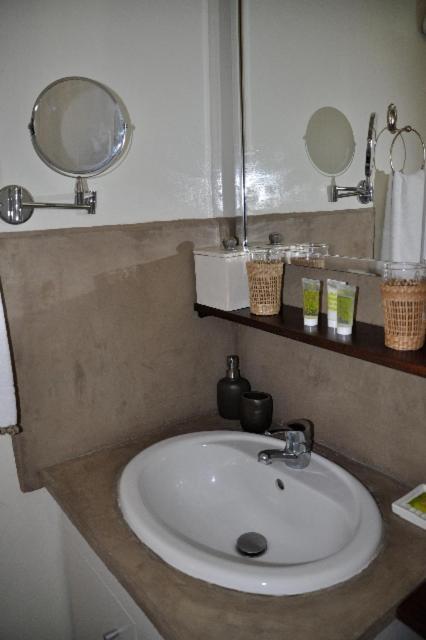 Hotel Une Autre Maison Nyons Zimmer foto